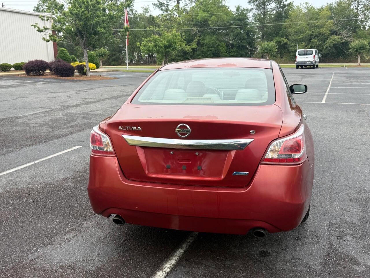 Used 2013 Nissan Altima 2.5 S FWD image 5