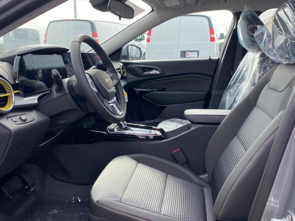 New 2026 Chevrolet Trax LT w/ Driver Confidence Package image 13