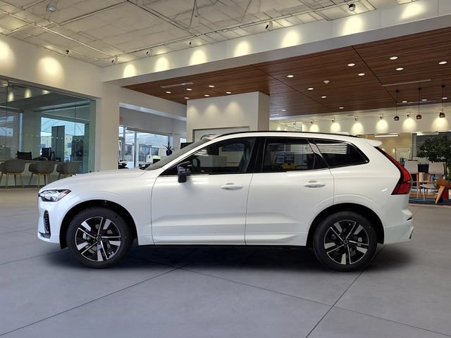 New 2026 Volvo XC60 B5 Core w/ Climate Package AWD/4WD image 2