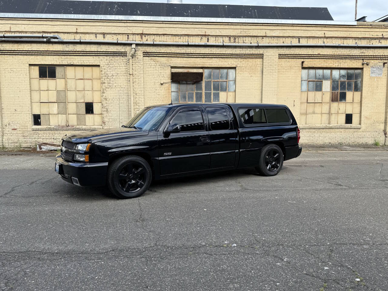 Used 2003 Chevrolet Silverado 1500 SS AWD/4WD image 5