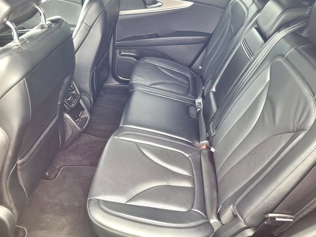 Used 2018 Lincoln MKX Reserve image 13