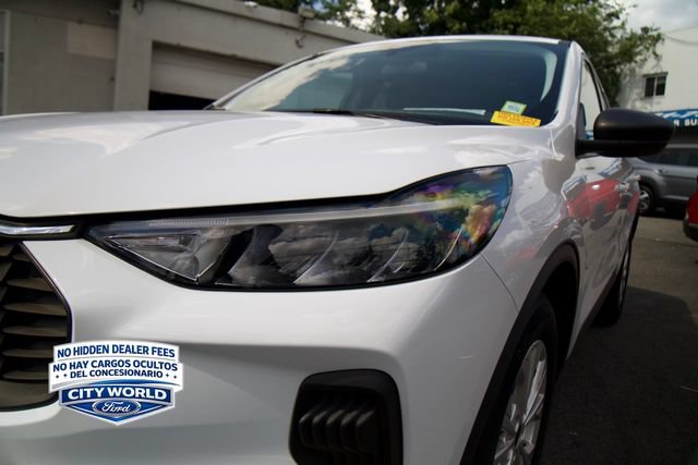 Used 2025 Ford Escape Active FWD image 8