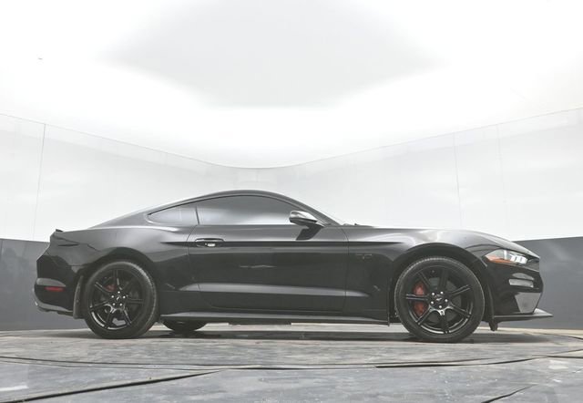 Used 2018 Ford Mustang GT Premium w/ Black Accent Package RWD image 44