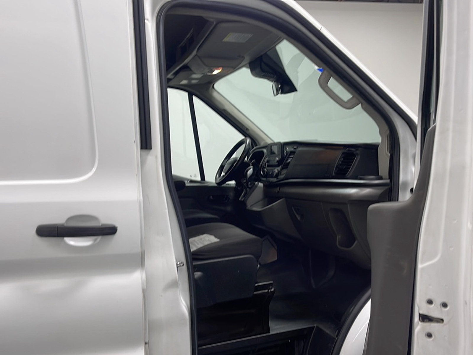 Used 2020 Ford Transit 250 Medium Roof w/ Interior Upgrade Package RWD image 19