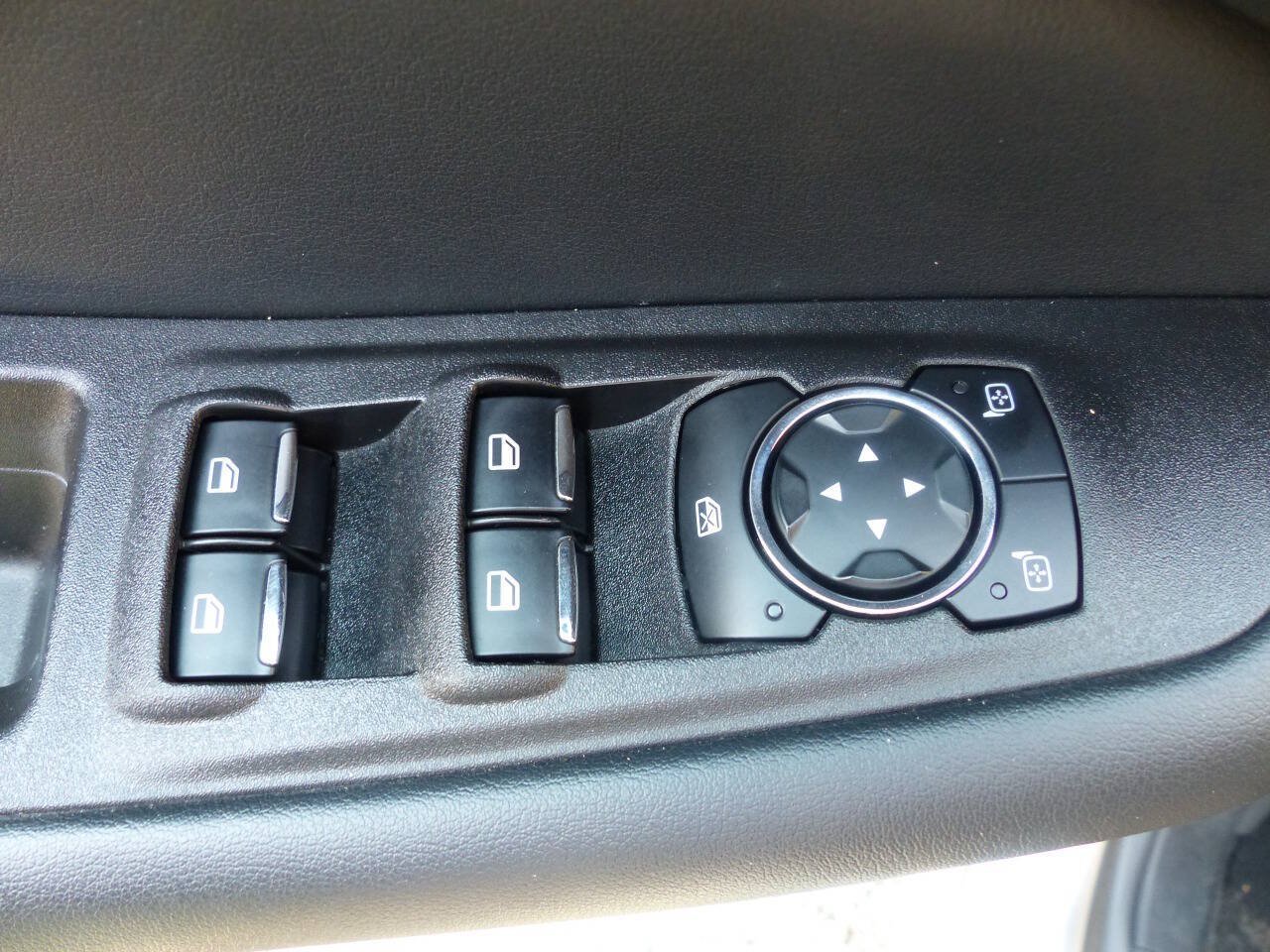 Used 2024 Ford Edge SEL AWD/4WD image 19