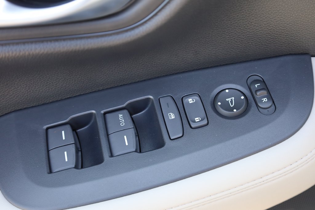 New 2027 Honda HR-V LX image 11