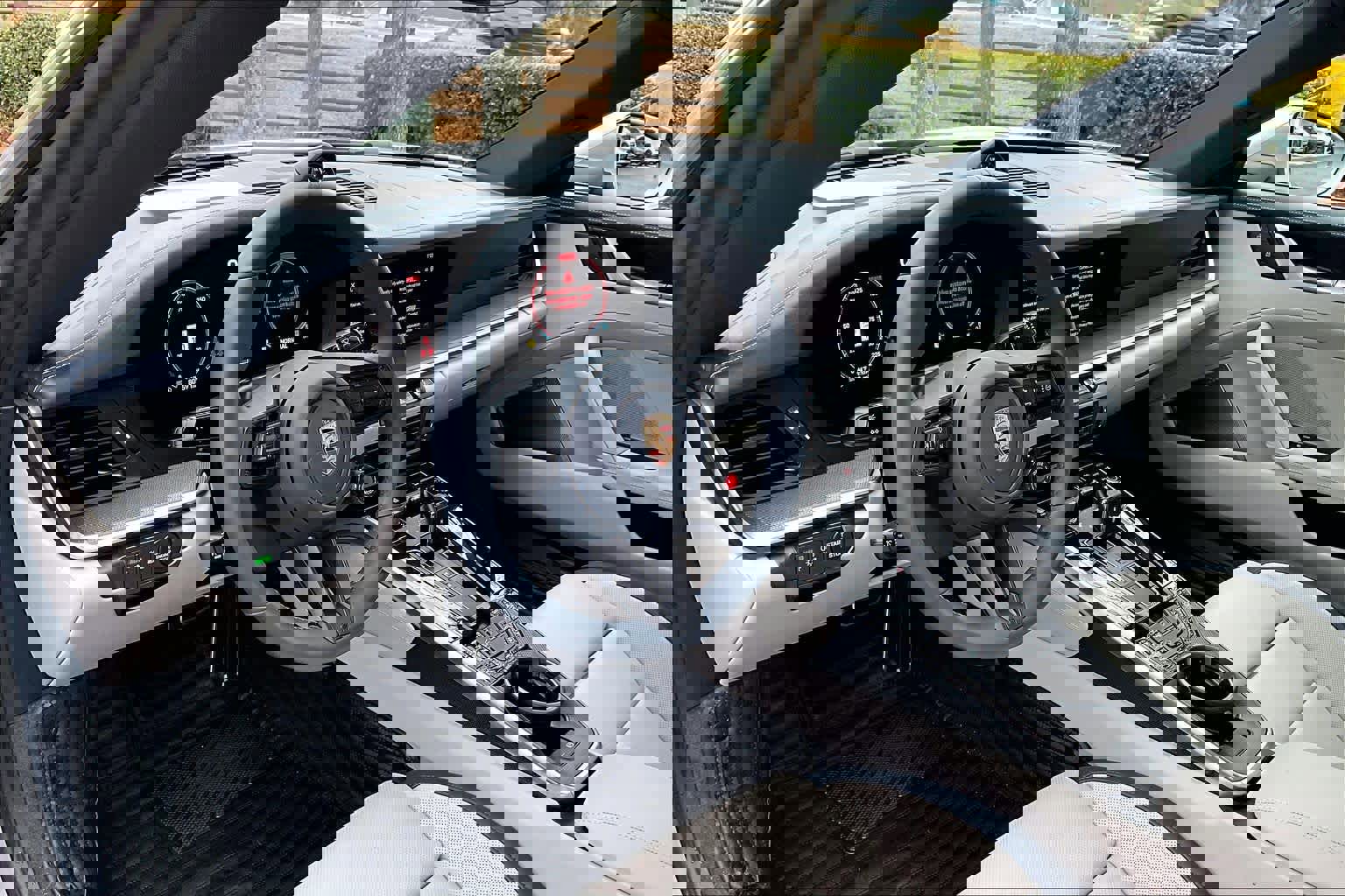 Used 2025 Porsche 911 Carrera S image 14