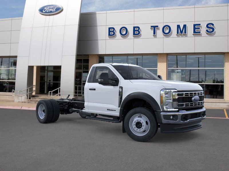 New 2025 Ford F550 4x4 Regular Cab Super Duty image 8