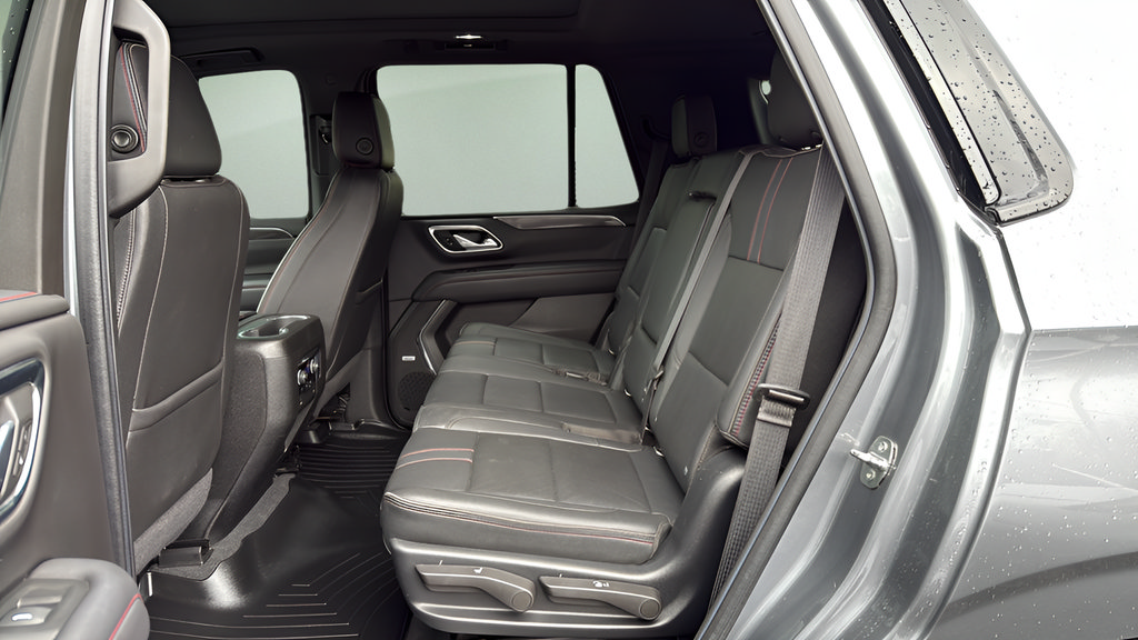 Used 2022 Chevrolet Tahoe RST AWD/4WD image 15