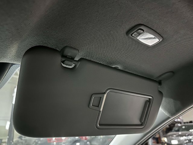 Used 2025 Hyundai Elantra SEL FWD image 37