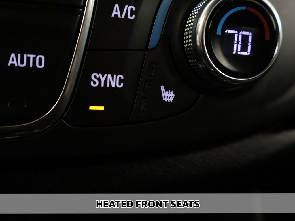 Used 2022 Chevrolet Traverse LT image 7