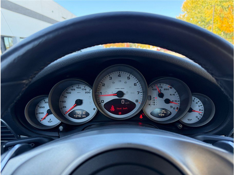 Used 2010 Porsche 911 Carrera 4S image 16