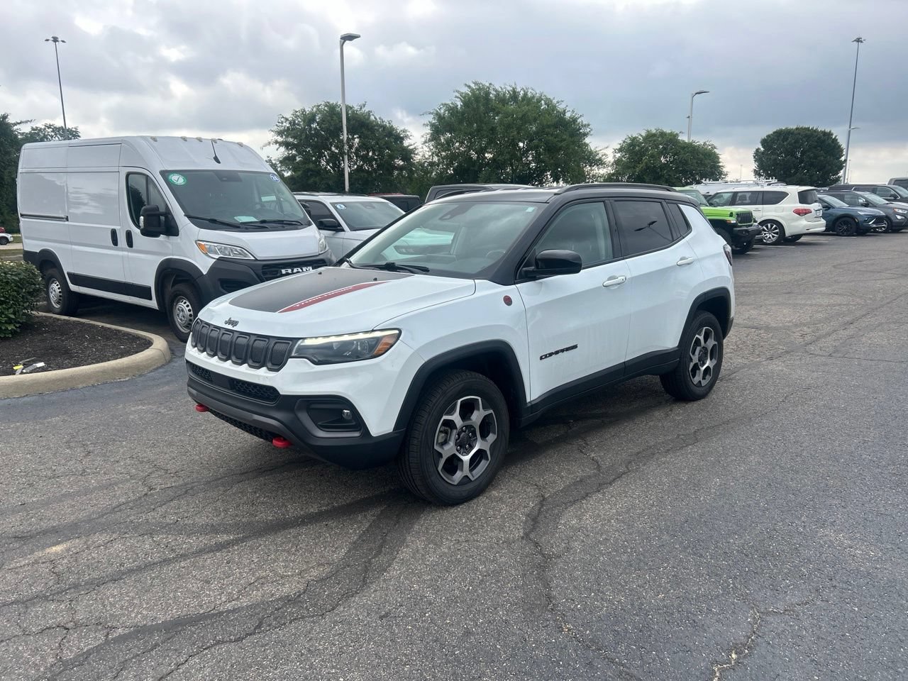 Used 2022 Jeep Compass Trailhawk w/ Trailhawk Elite Group AWD/4WD image 7