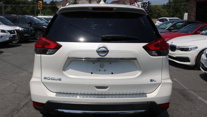 Used 2017 Nissan Rogue SL FWD image 5