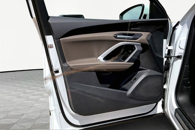 New 2025 Audi Q5 Premium Plus image 18