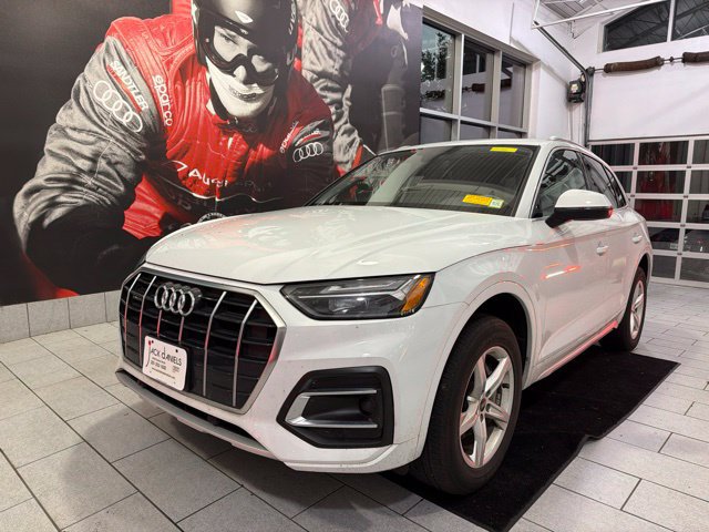 Used 2023 Audi Q5 2.0T Premium w/ Convenience Package