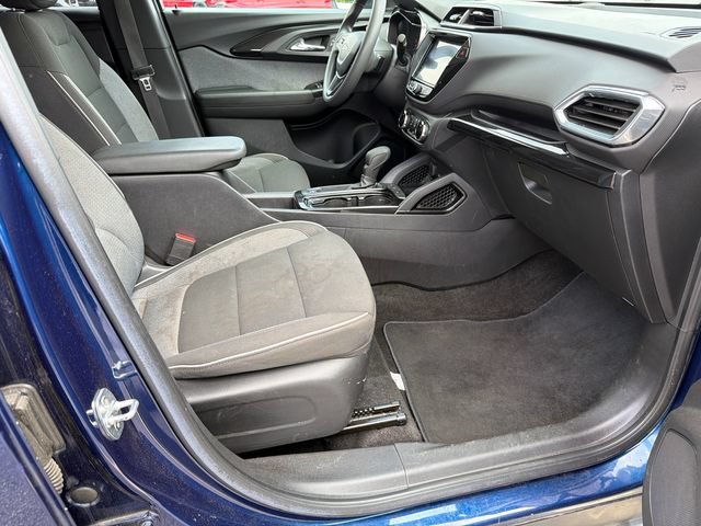 Used 2022 Chevrolet TrailBlazer LT w/ Convenience Package FWD image 13