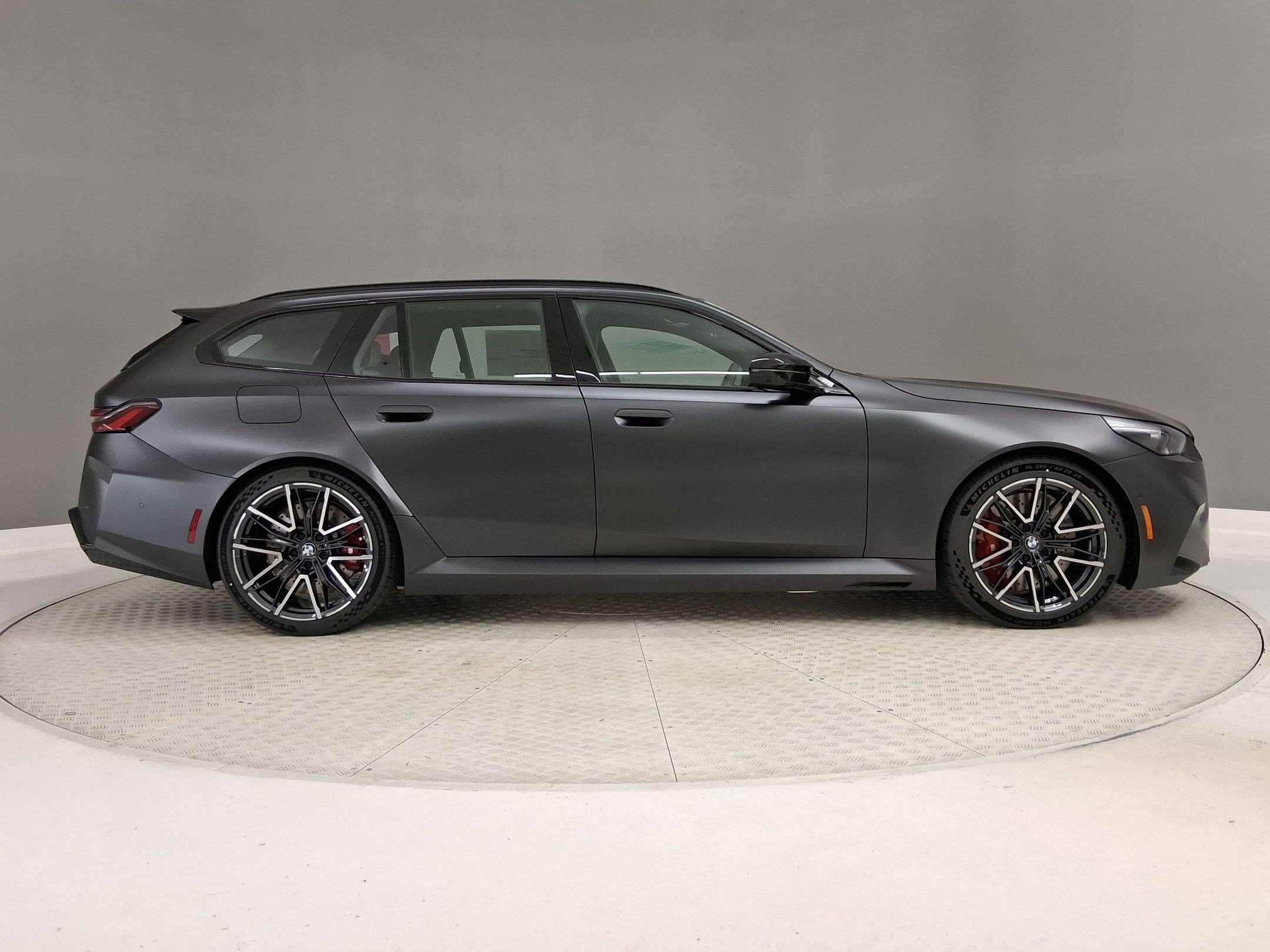New 2027 BMW M5 Touring AWD/4WD image 6