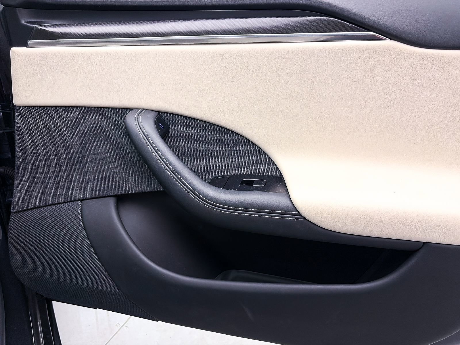 Used 2021 Tesla Model S Plaid image 28