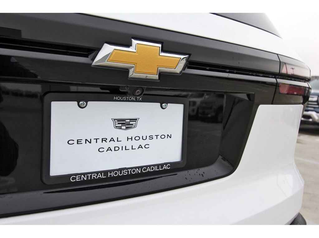 Used 2025 Chevrolet Traverse LT image 29