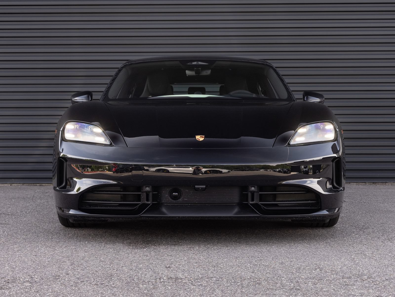 New 2026 Porsche Taycan AWD/4WD image 7