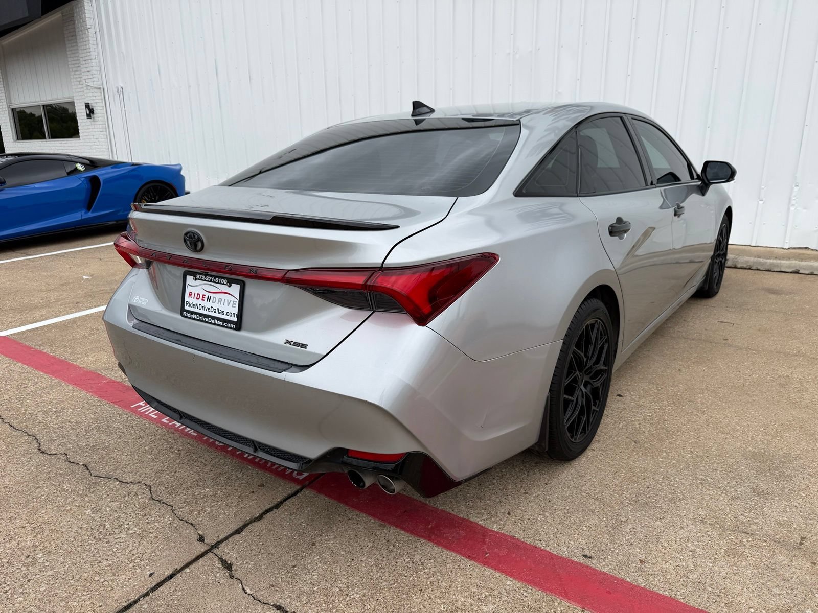 Used 2021 Toyota Avalon XSE FWD image 7