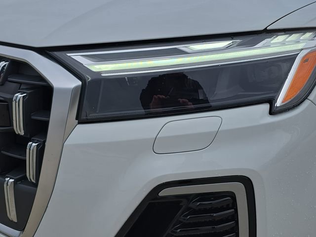 Used 2025 Audi Q7 3.0T Premium w/ Convenience Package image 36