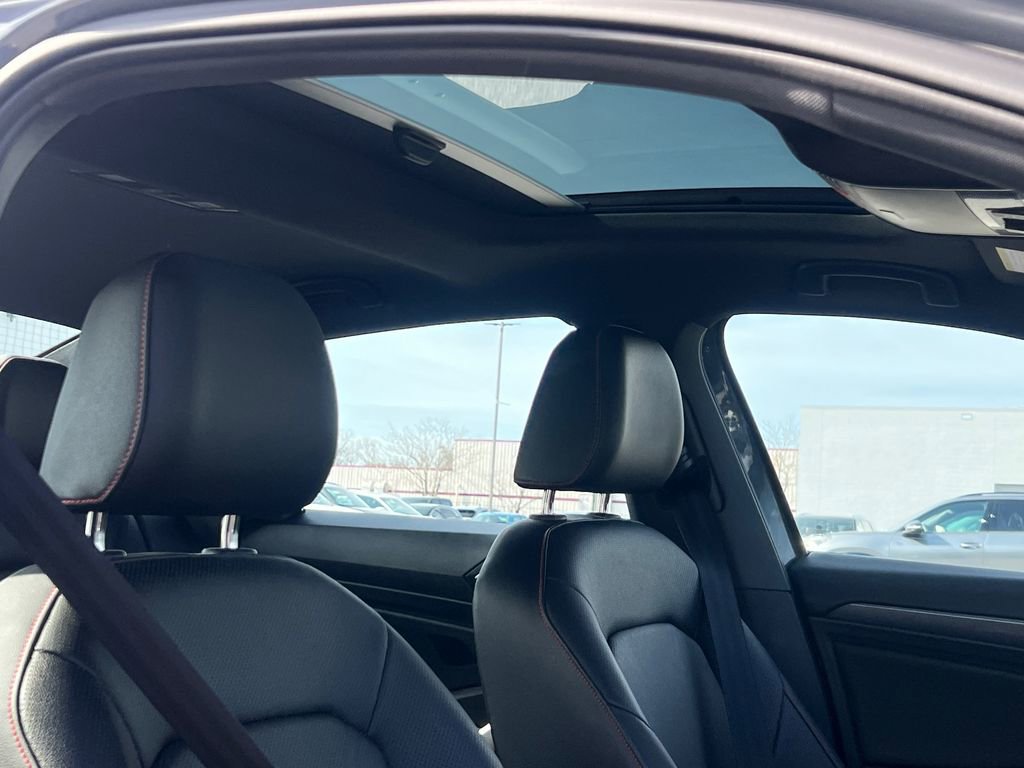 Used 2021 Volkswagen Jetta GLI Autobahn w/ GLI Autobahn Black Package image 11