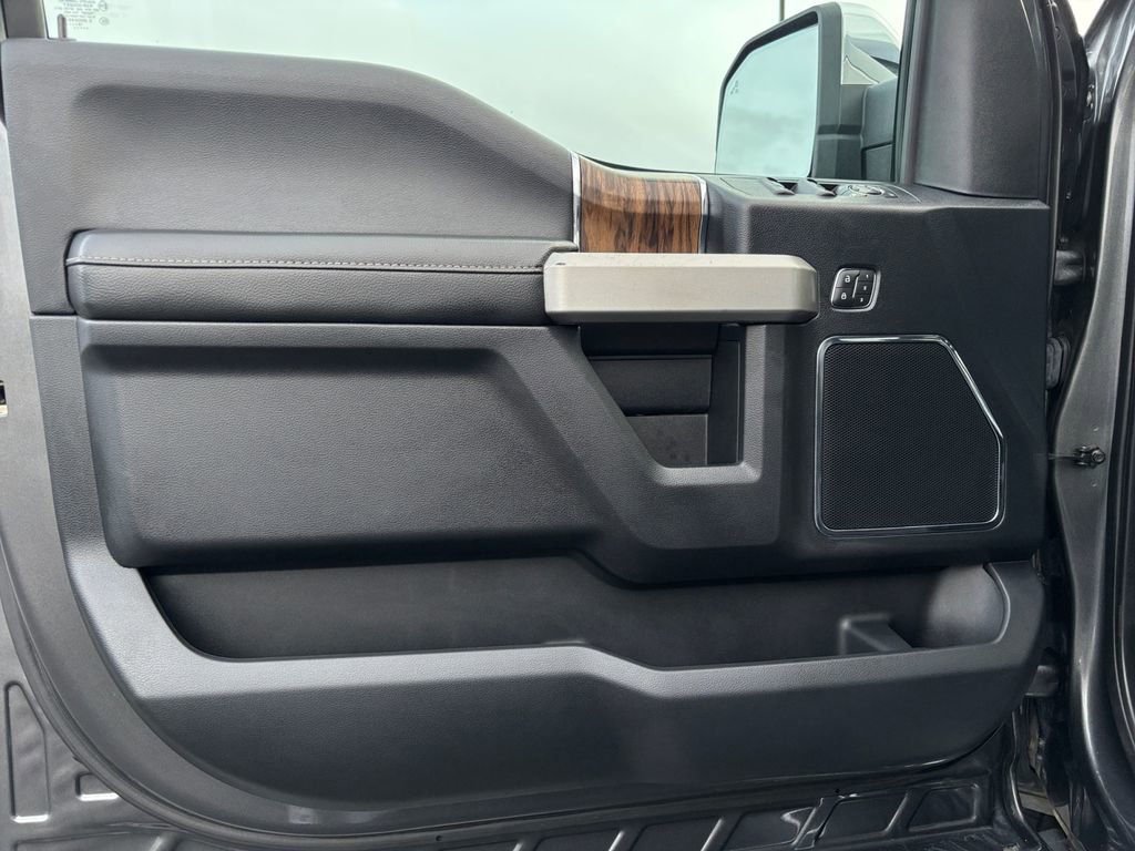 Used 2019 Ford F150 Lariat w/ Equipment Group 502A Luxury image 24