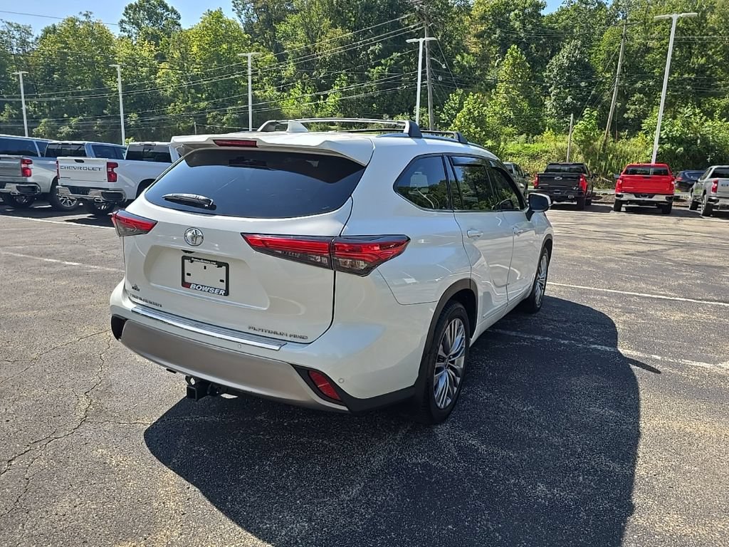 Used 2020 Toyota Highlander Platinum AWD/4WD image 5