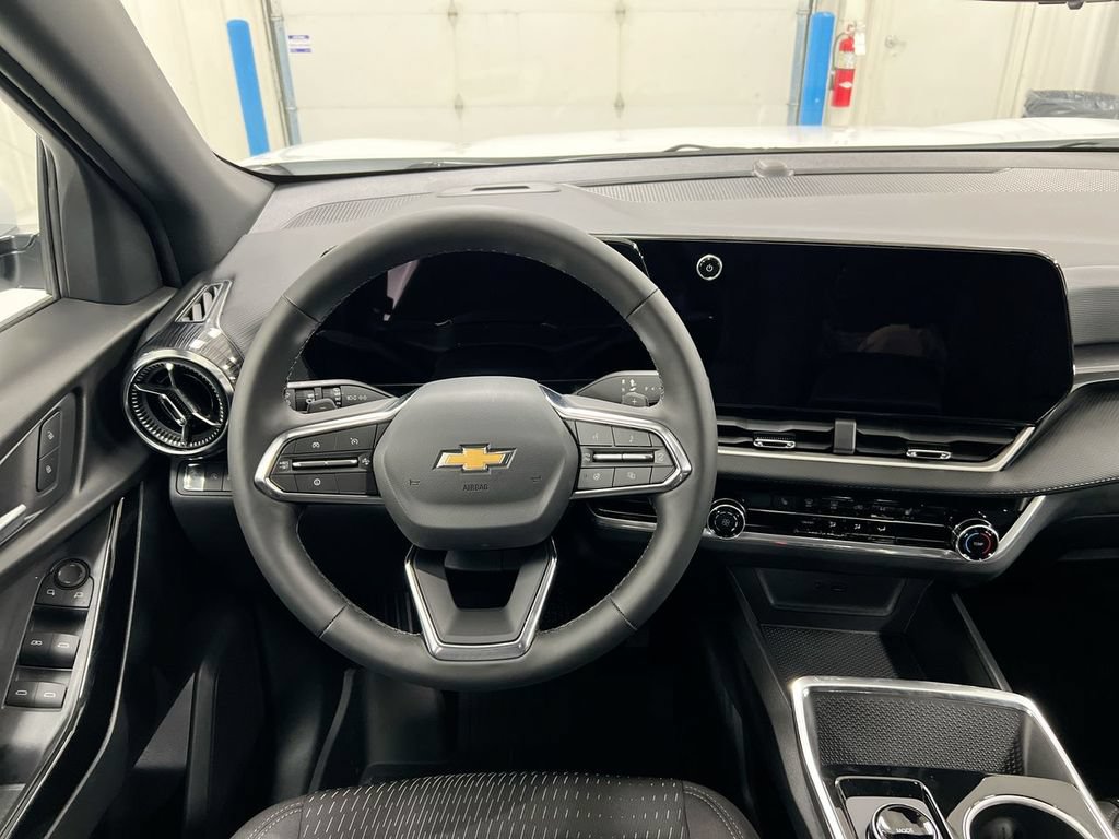 New 2026 Chevrolet Equinox LT FWD image 11