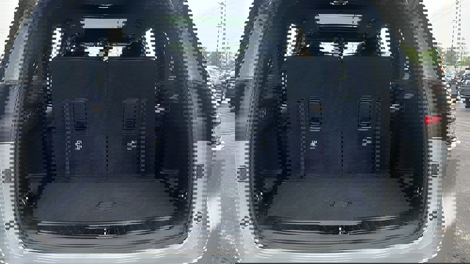 Used 2024 Jeep Grand Cherokee L Limited w/ Luxury Tech Group II image 40