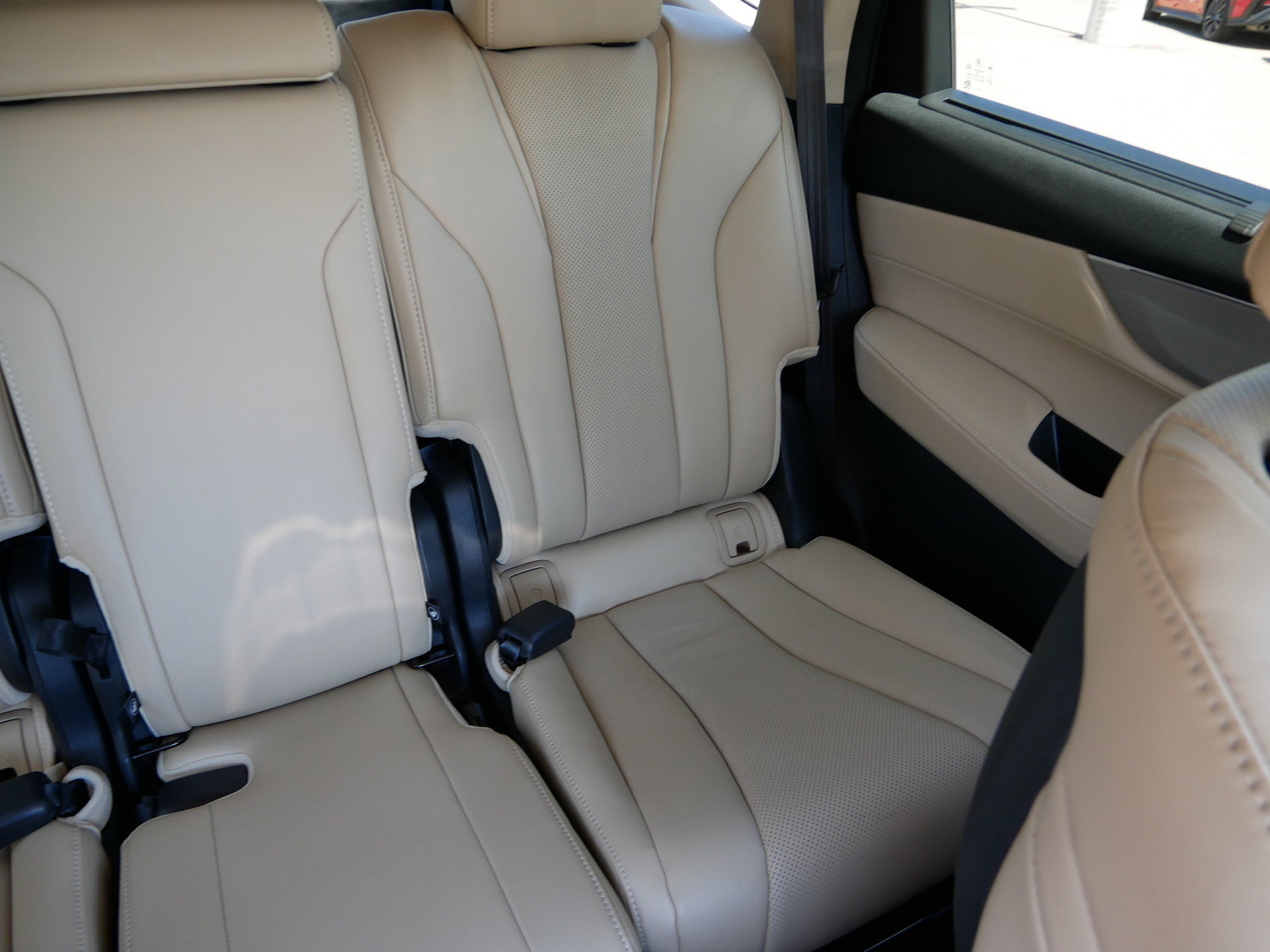 Used 2023 Acura MDX SH-AWD w/ Technology Package image 14