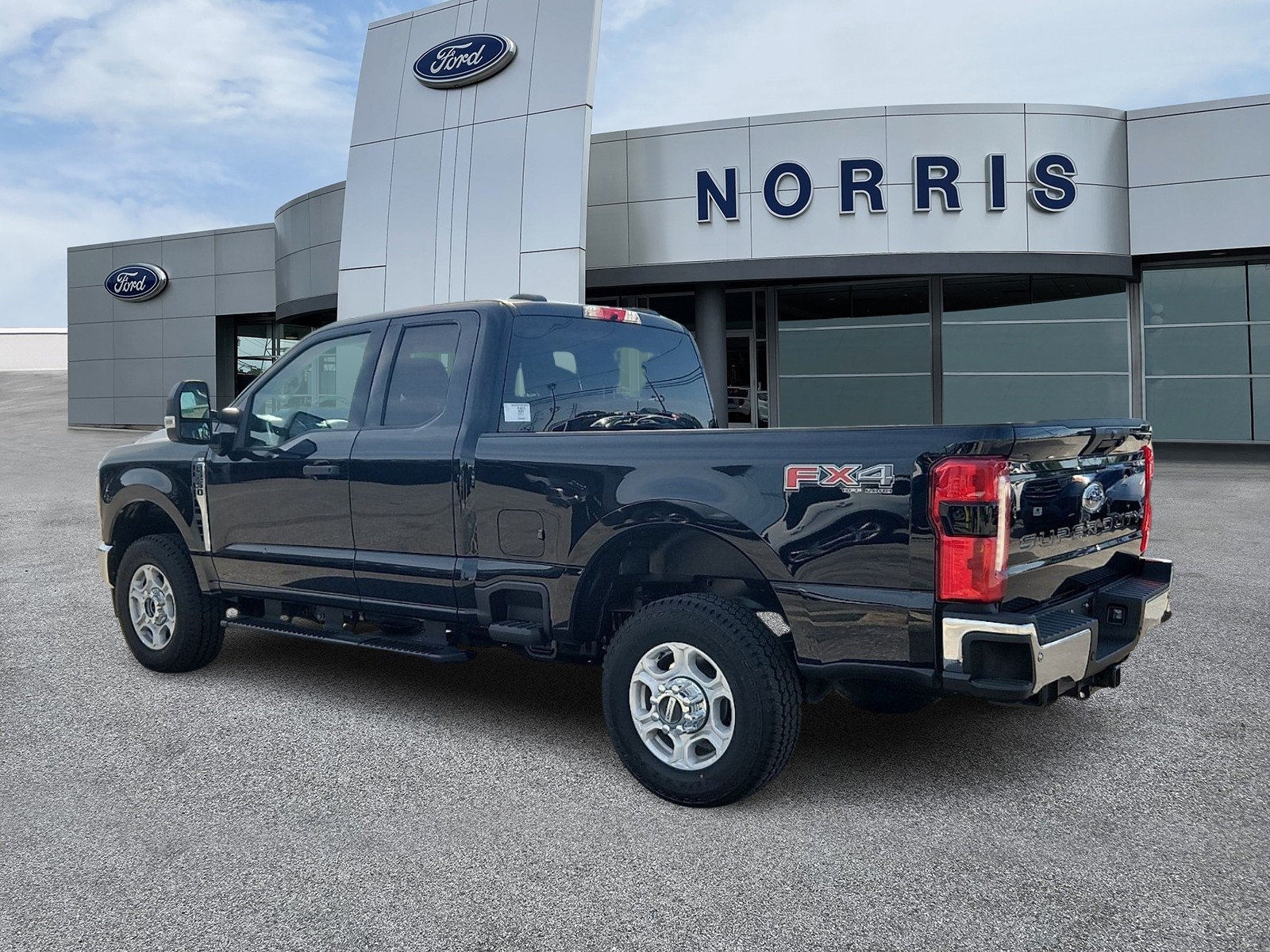 New 2026 Ford F250 XLT w/ 360-Degree Camera Package AWD/4WD image 3