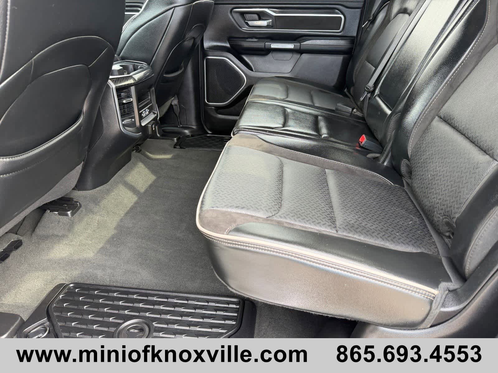 Used 2023 RAM 1500 Laramie AWD/4WD image 14