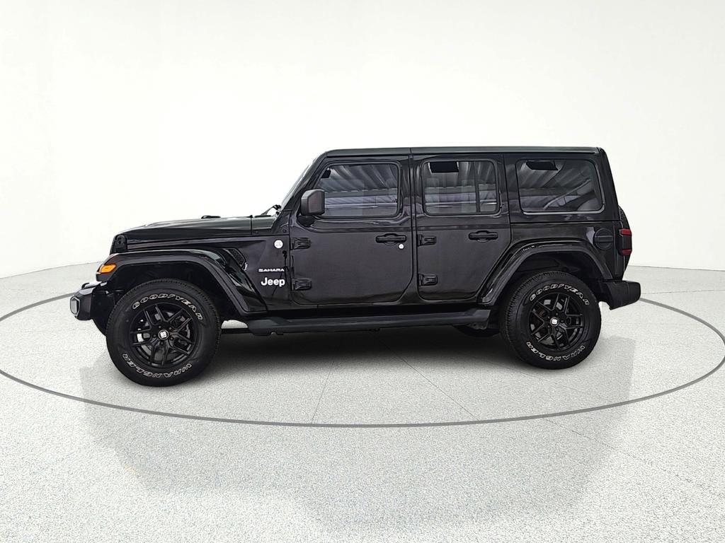 Used 2018 Jeep Wrangler Unlimited Sahara w/ Dual Top Group image 5
