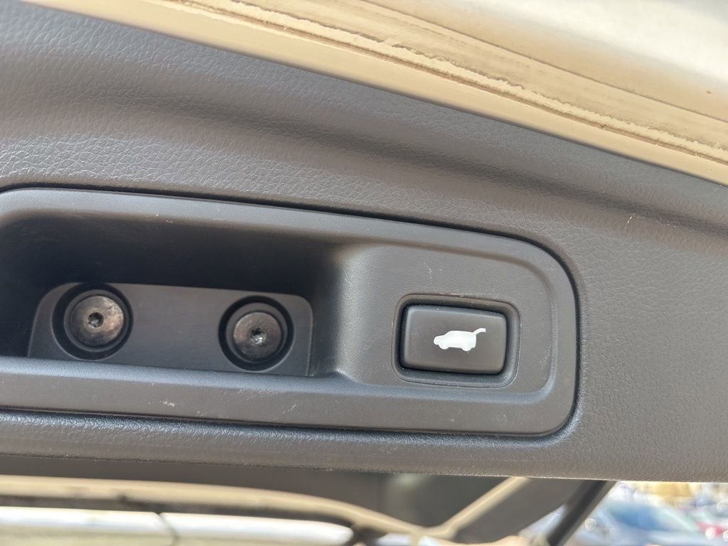 Used 2016 Honda Pilot Touring image 46