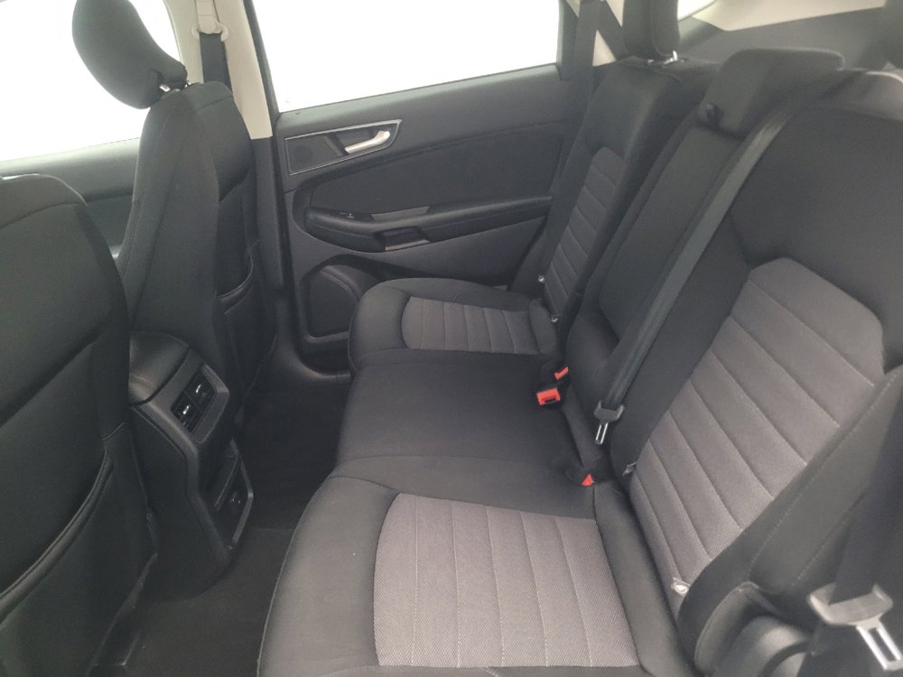 Used 2019 Ford Edge SE w/ SE Fleet Driver's Package FWD image 18