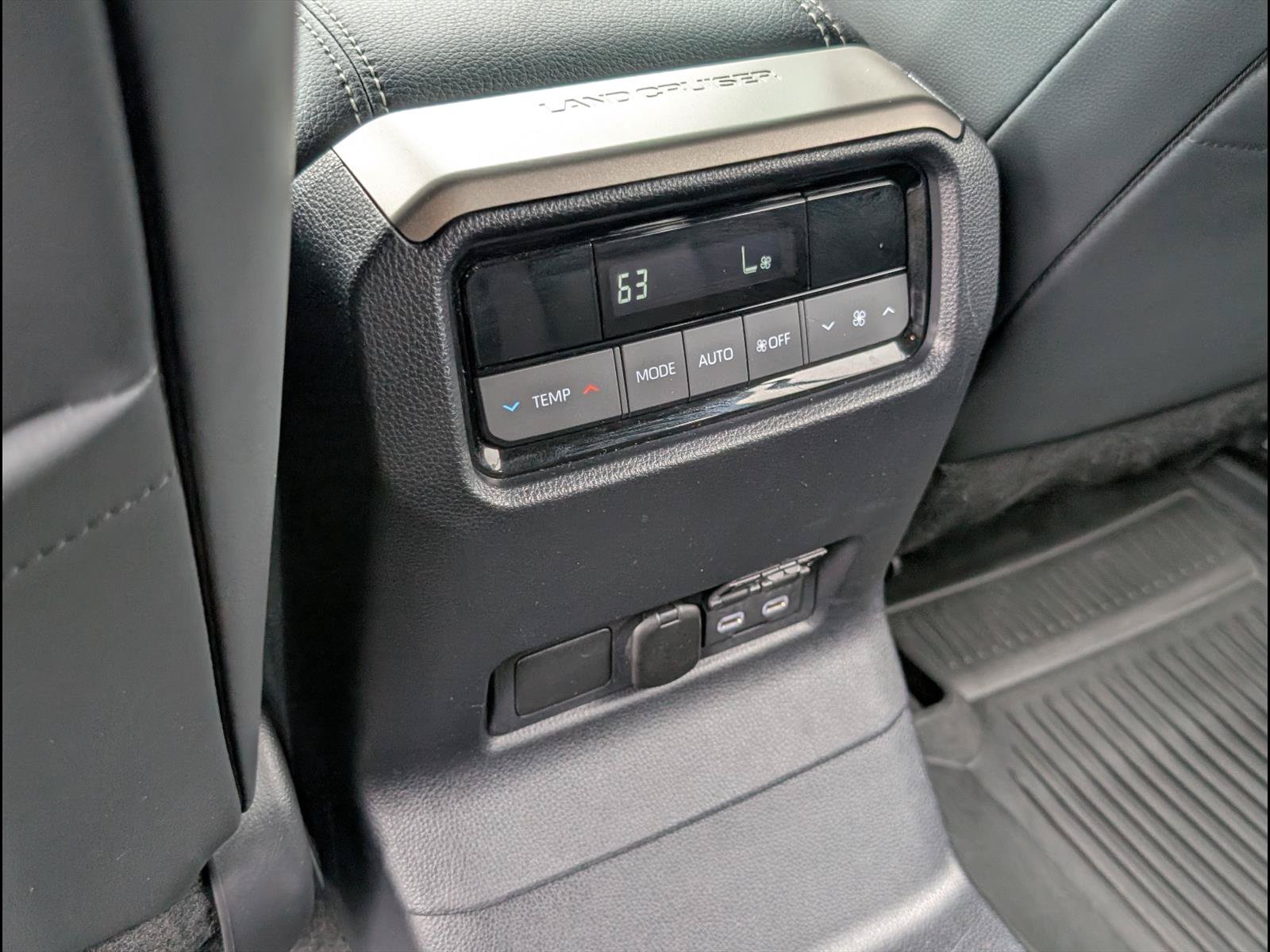 Used 2024 Toyota Land Cruiser w/ Premium Package AWD/4WD image 17
