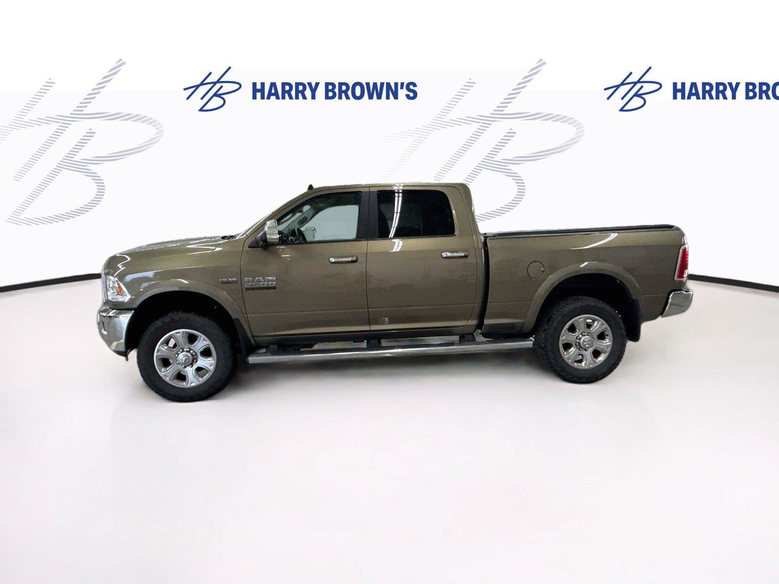 Used 2015 RAM 2500 Laramie w/ Convenience Group AWD/4WD image 8
