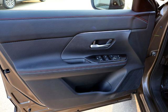 Certified 2026 Nissan Kicks SR w/ SR Premium Package AWD/4WD image 16