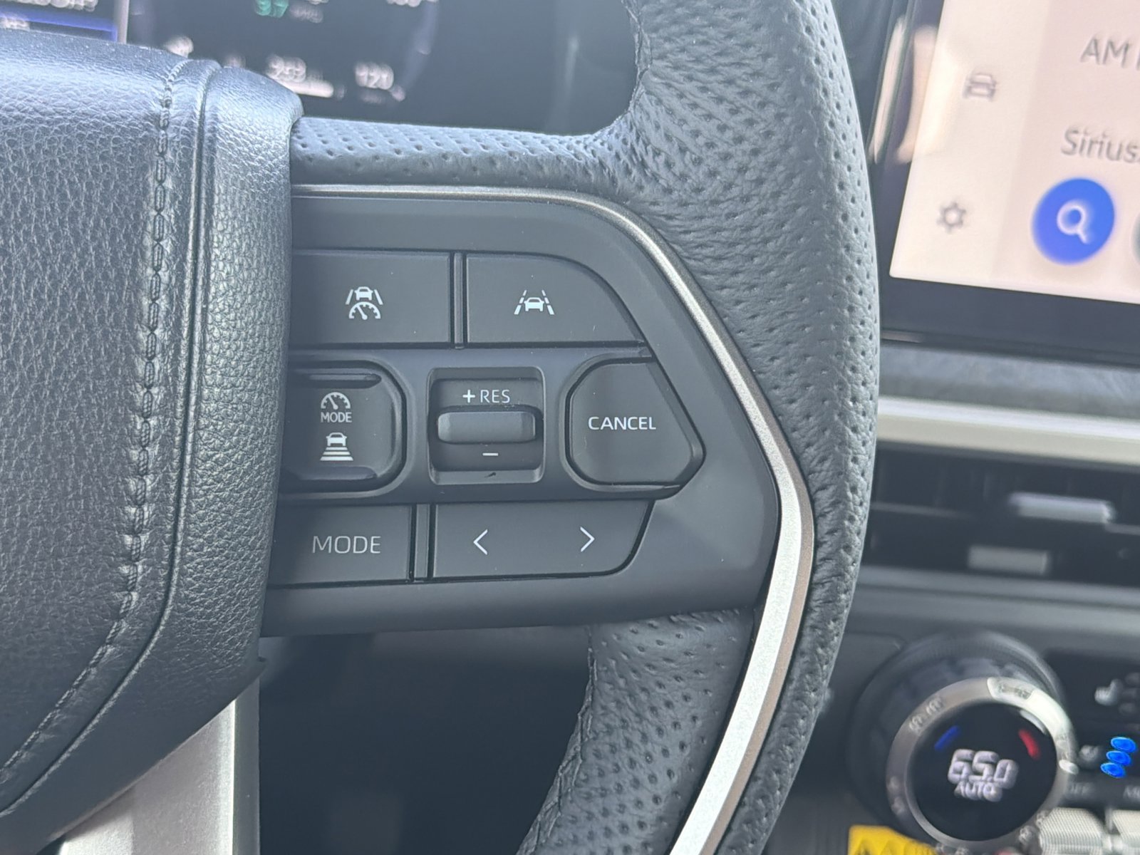Used 2025 Toyota Tacoma Limited AWD/4WD image 20