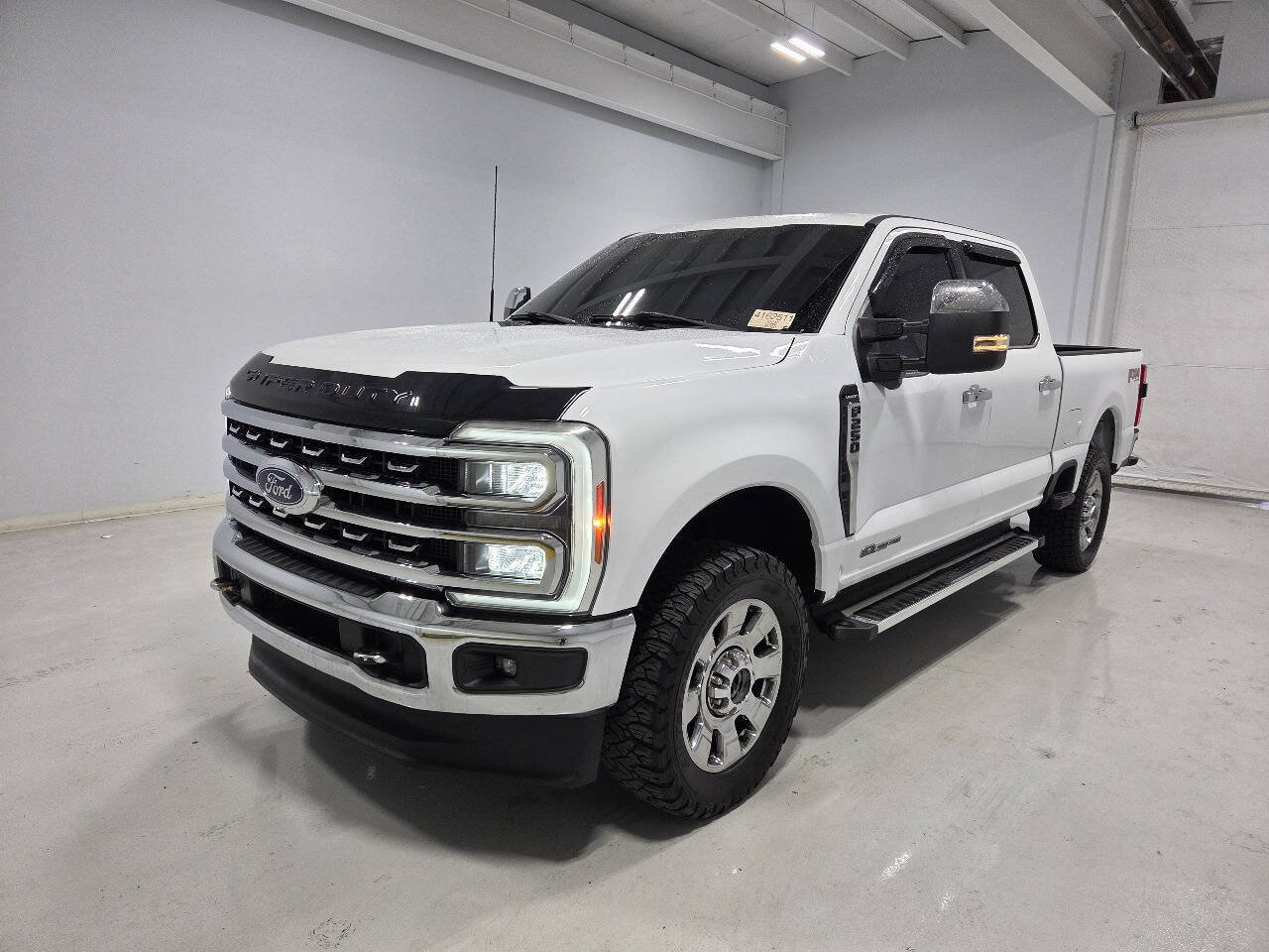 Used 2023 Ford F250 Lariat w/ Chrome Package AWD/4WD image 5
