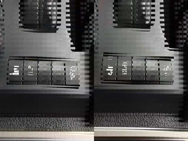 Used 2024 Toyota Tacoma Limited w/ Limited Package (LT) image 20