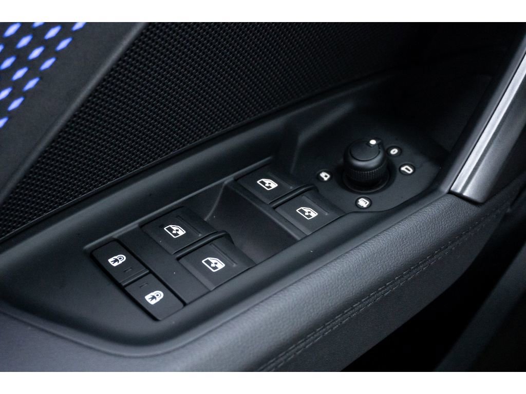 Used 2025 Audi RS 3 image 28