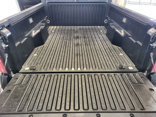 Used 2025 Toyota Tacoma SR AWD/4WD image 23