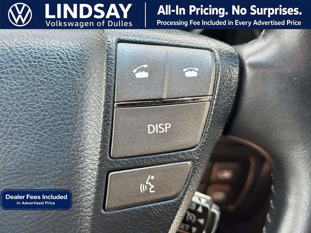 Used 2013 Lexus LX 570 4WD w/ Luxury Pkg image 23