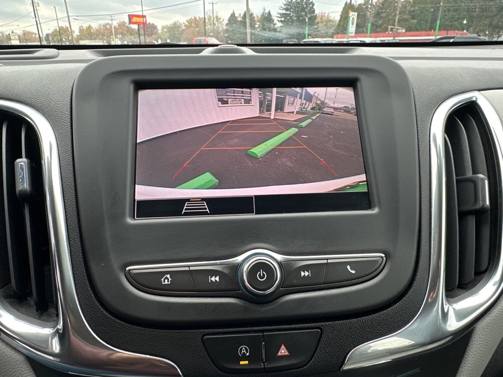 Used 2023 Chevrolet Equinox LS image 13