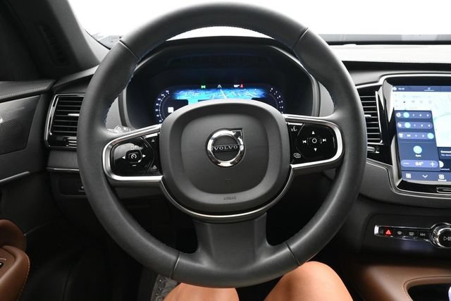 Used 2023 Volvo XC90 B6 Ultimate w/ Protection Package AWD/4WD image 25