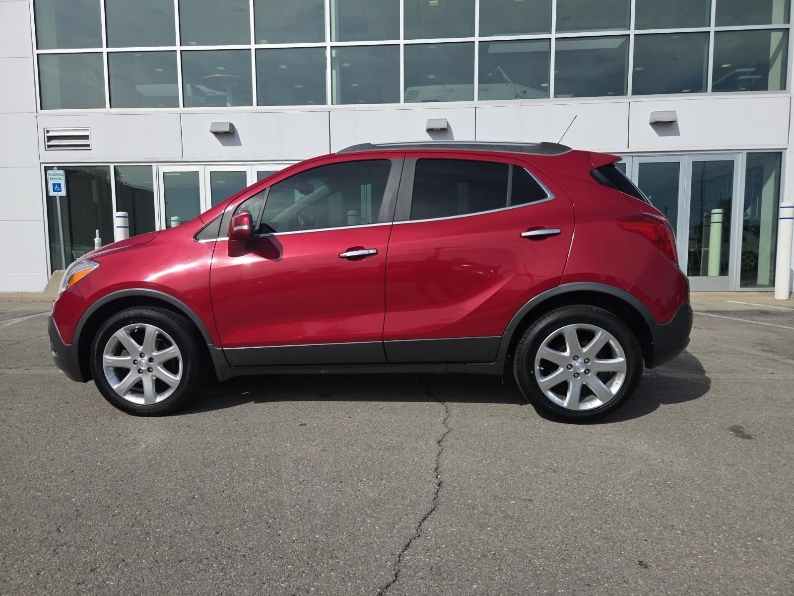 Used 2015 Buick Encore Premium w/ Experience Buick Package FWD image 12